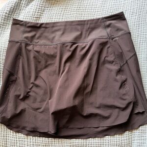 Athleta Run With It 16” skort